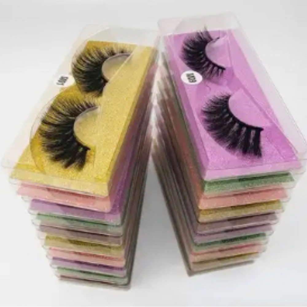 Lashes free with each order or sold separately